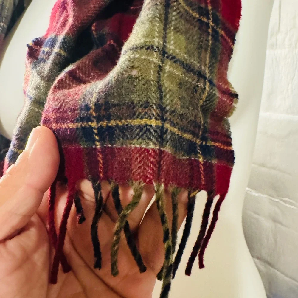 Pendleton Red Green Plaid Wool Scarf Made in USA Virgin Wool Fringe Trim